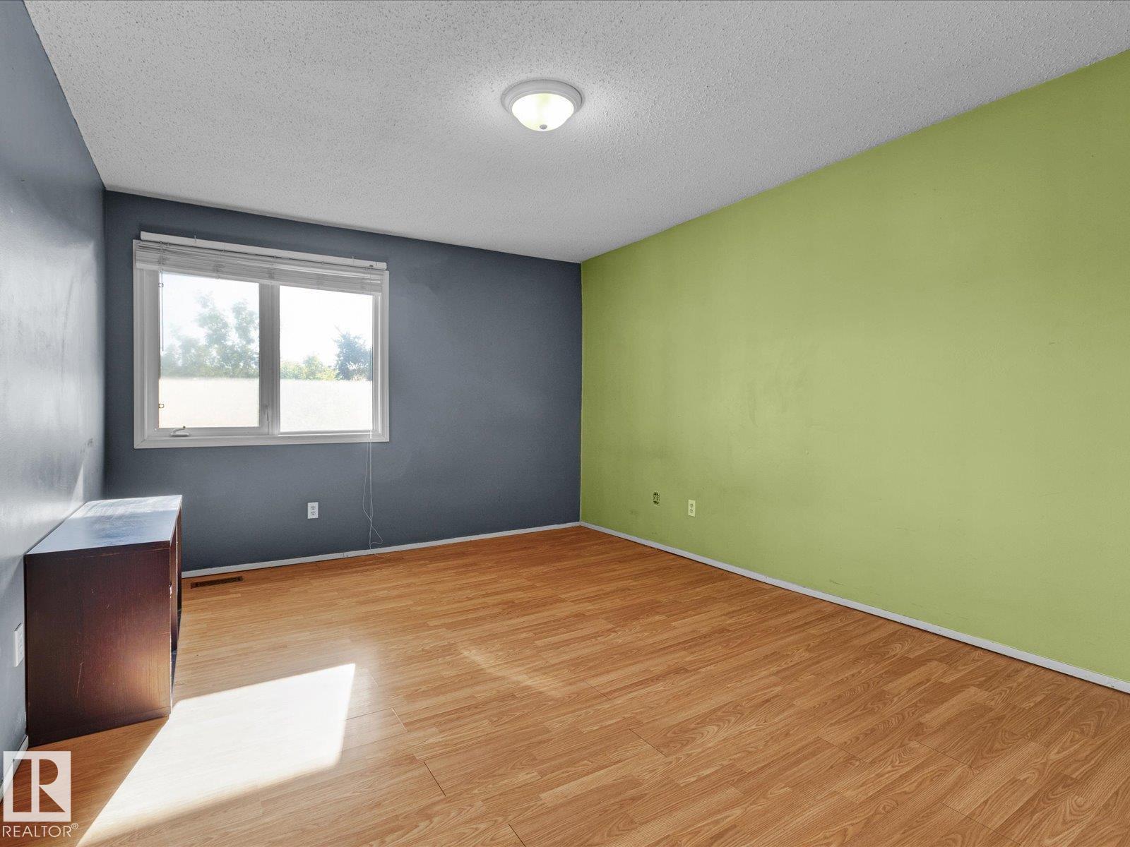 Photo 18 of 301 43 Akins Dr, St Albert AB
