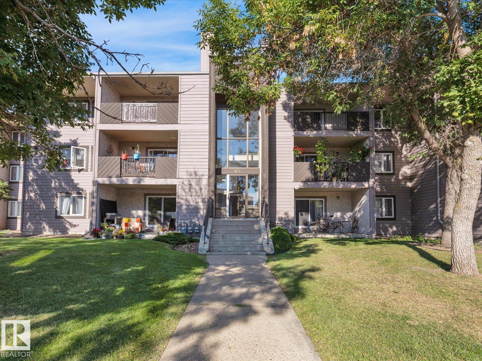 Photo 2 of 301 43 Akins Dr, St Albert AB