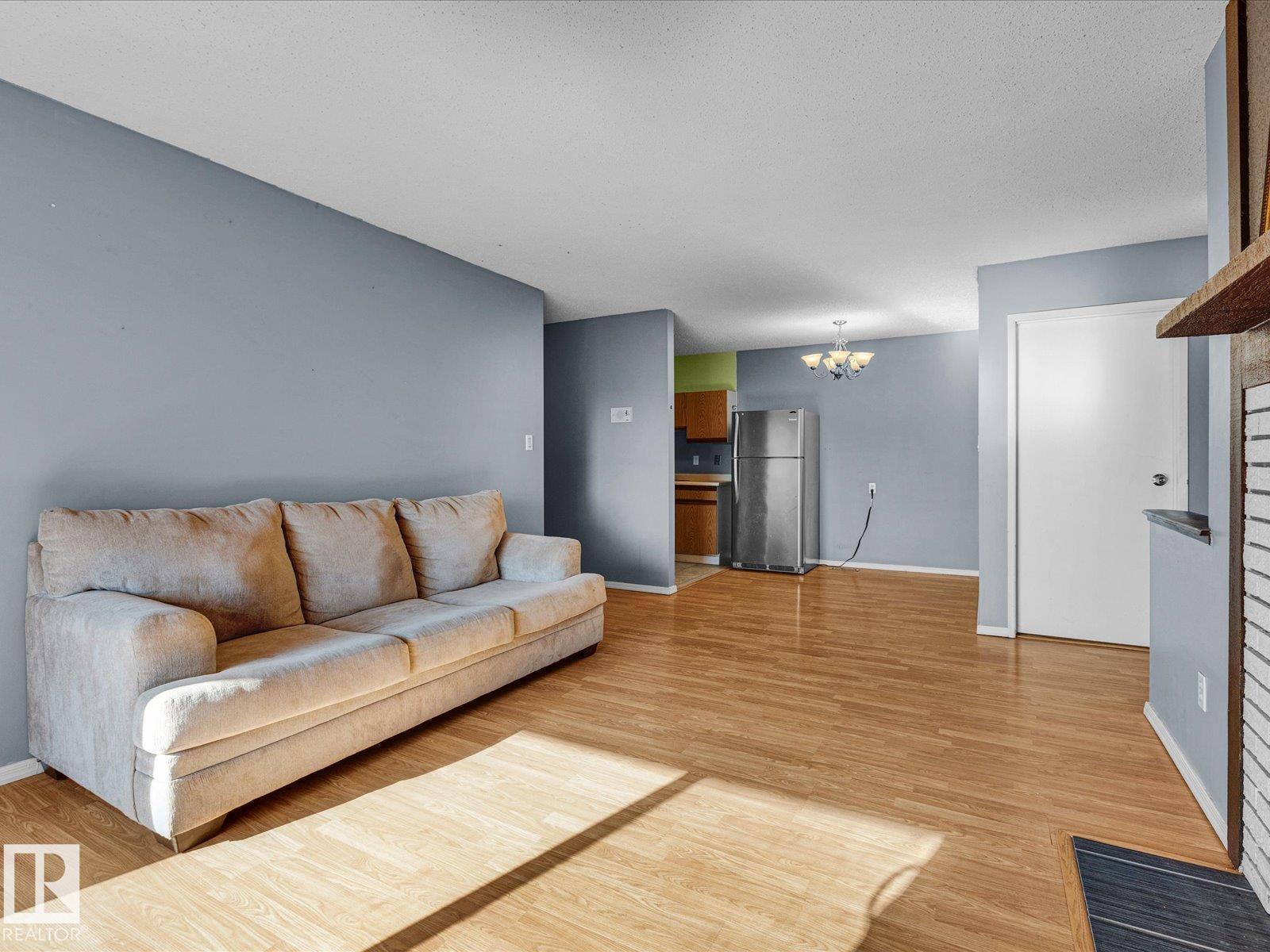 Photo 8 of 301 43 Akins Dr, St Albert AB