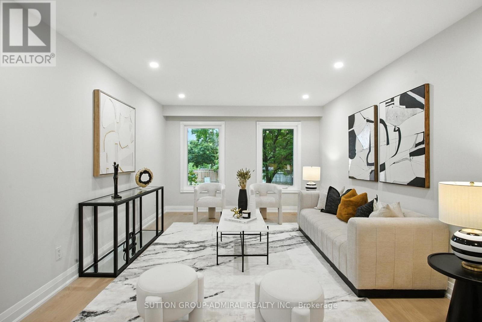 Photo 8 of 14 Willowbrook Road, Markham ON