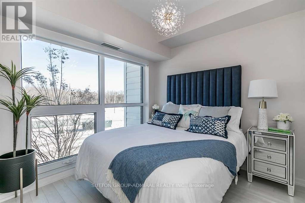 Photo 15 of A 216 241 Sea Ray Avenue, Innisfil ON
