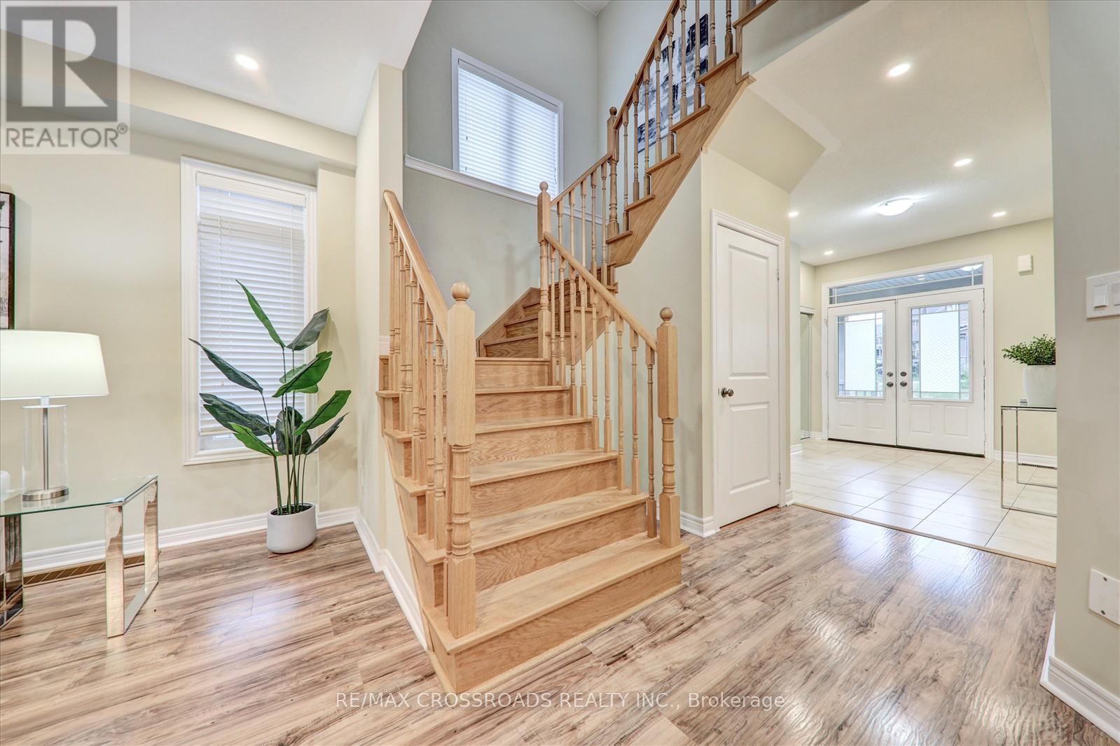 Photo 20 of 2 Parker Lane, New Tecumseth ON