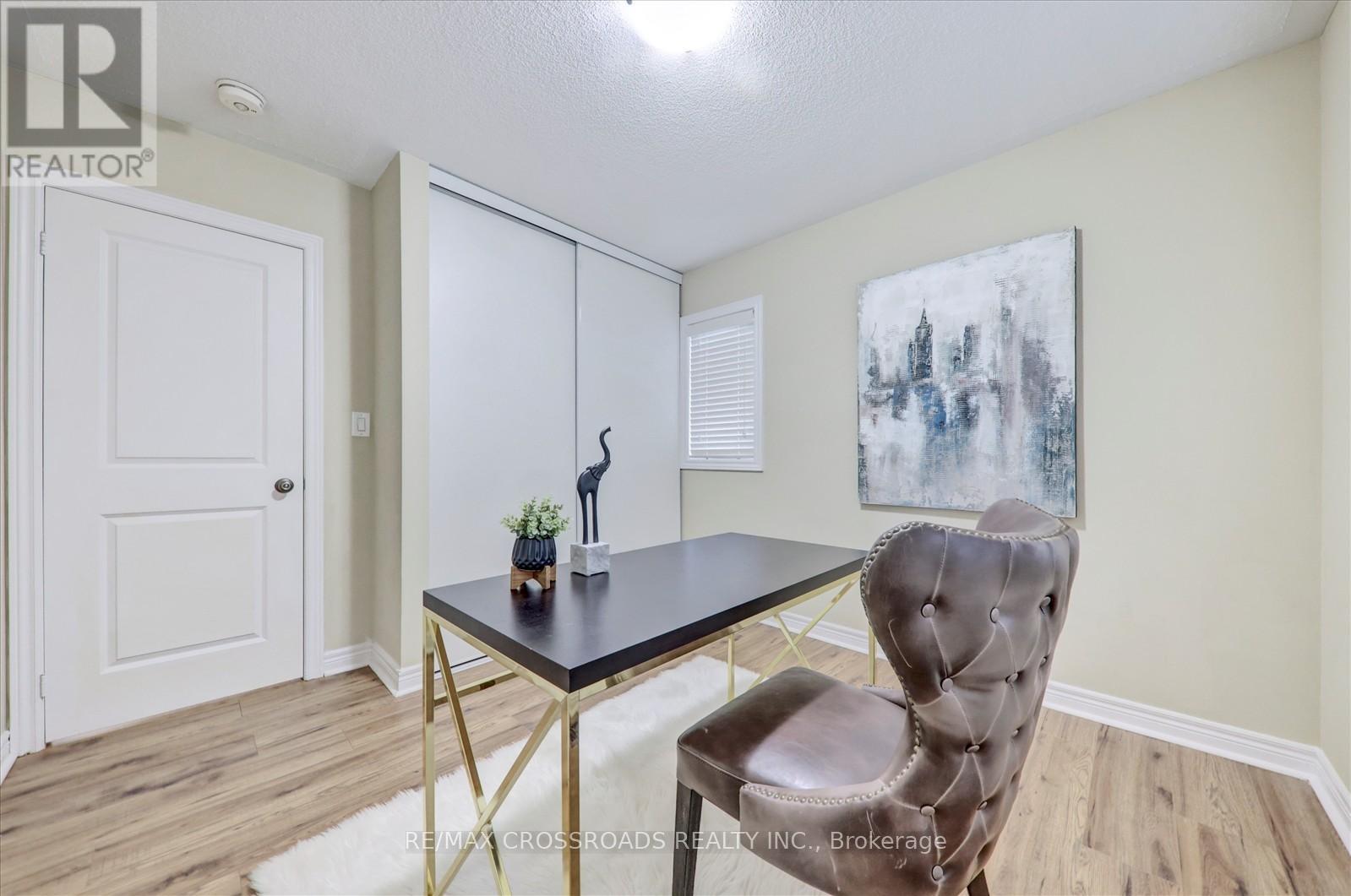 Photo 32 of 2 Parker Lane, New Tecumseth ON