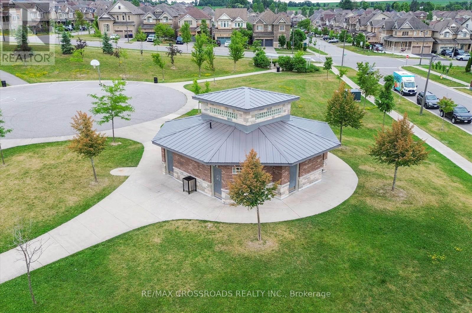 Photo 45 of 2 Parker Lane, New Tecumseth ON