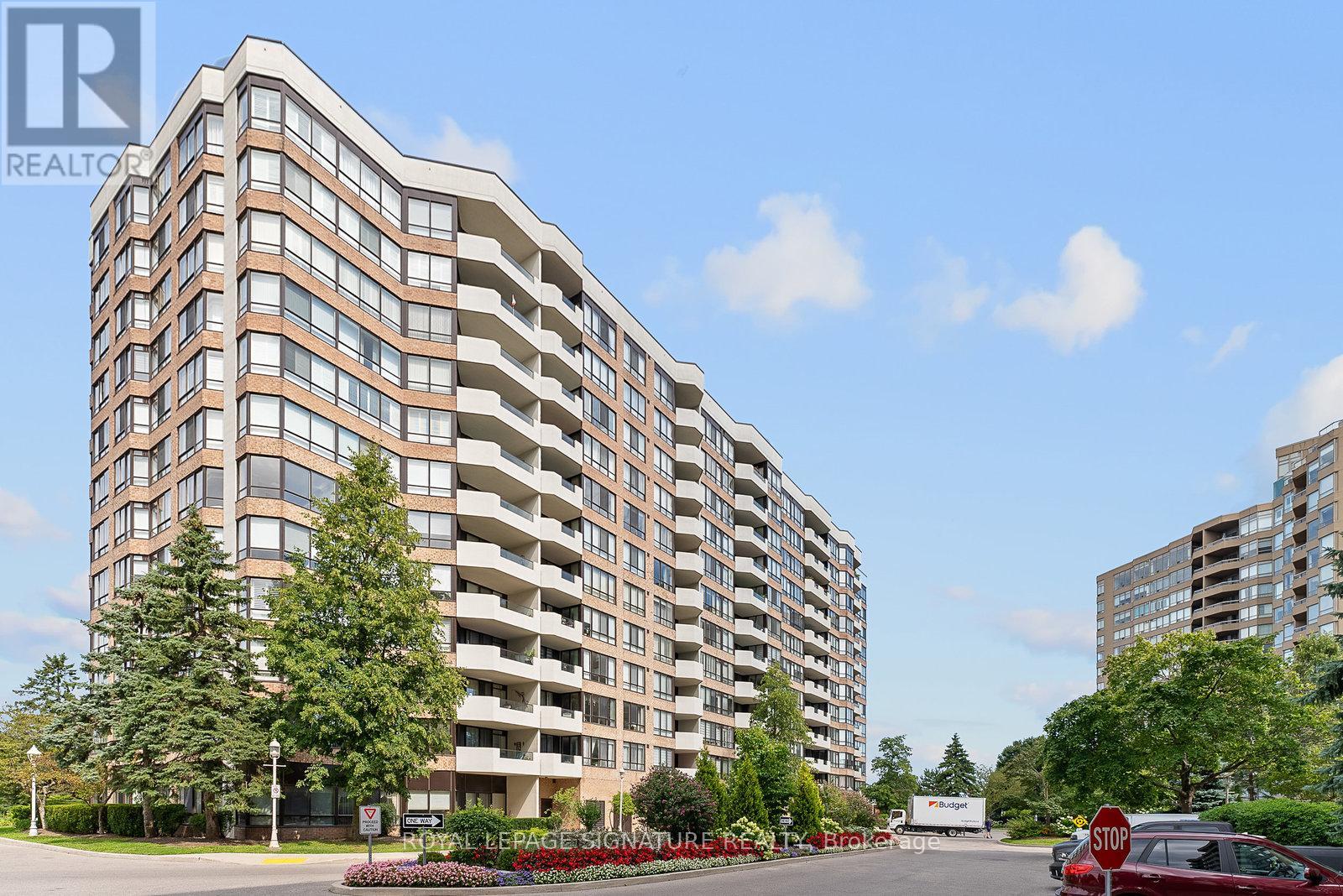 Photo 1 of 524 25 Austin Drive, Markham ON