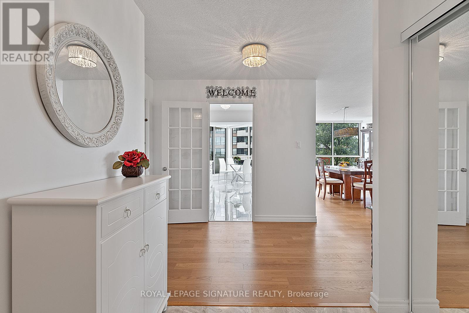 Photo 2 of 524 25 Austin Drive, Markham ON