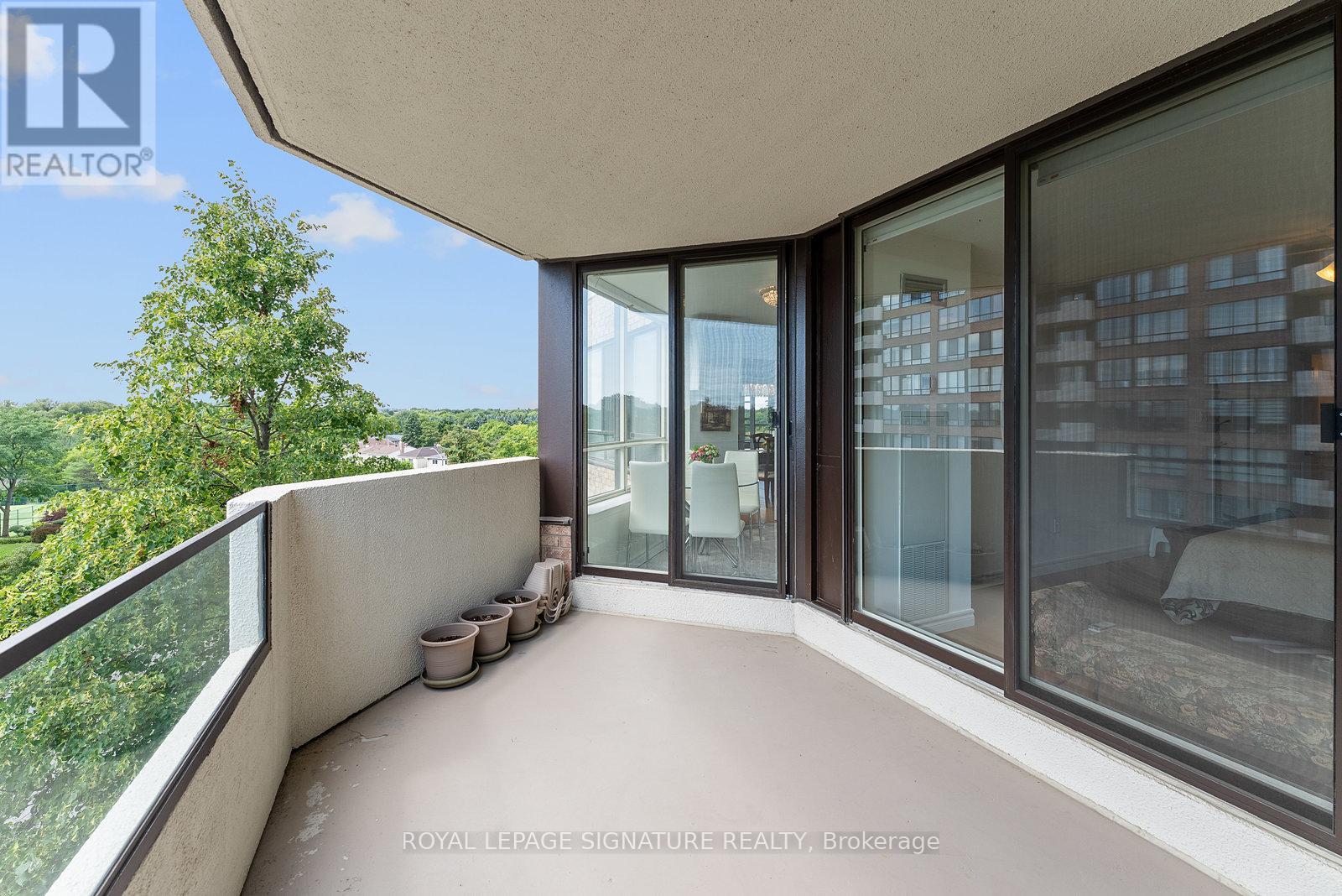 Photo 20 of 524 25 Austin Drive, Markham ON