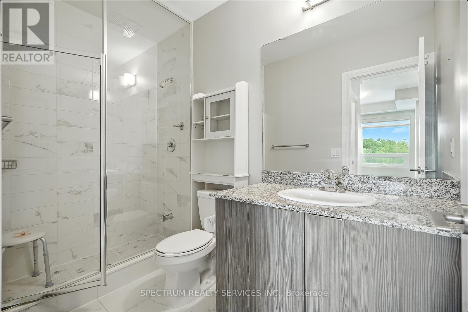 Photo 25 of 411 86 Woodbridge Avenue, Vaughan ON