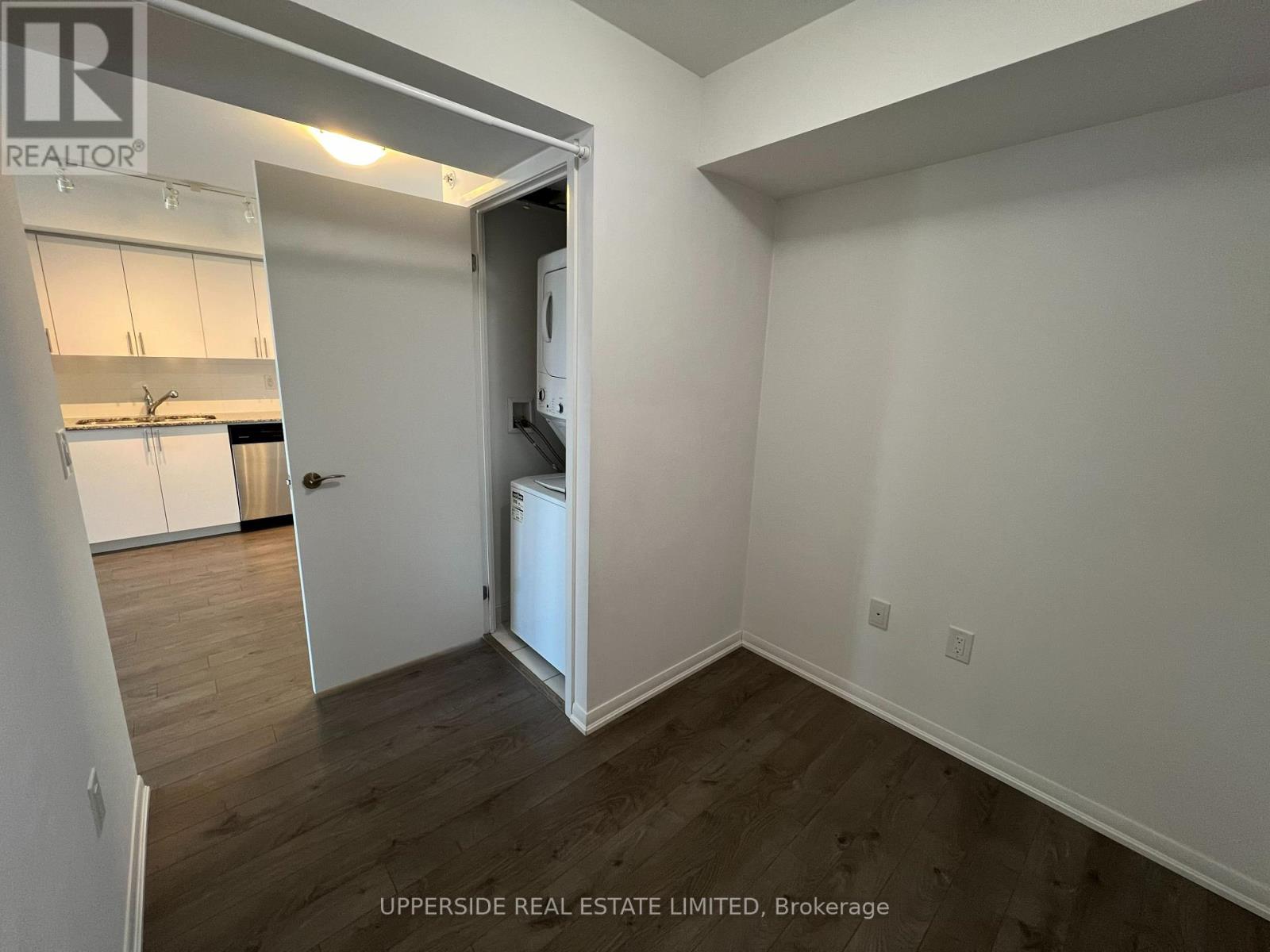 Photo 10 of 1301 3091 Dufferin Street, Toronto ON