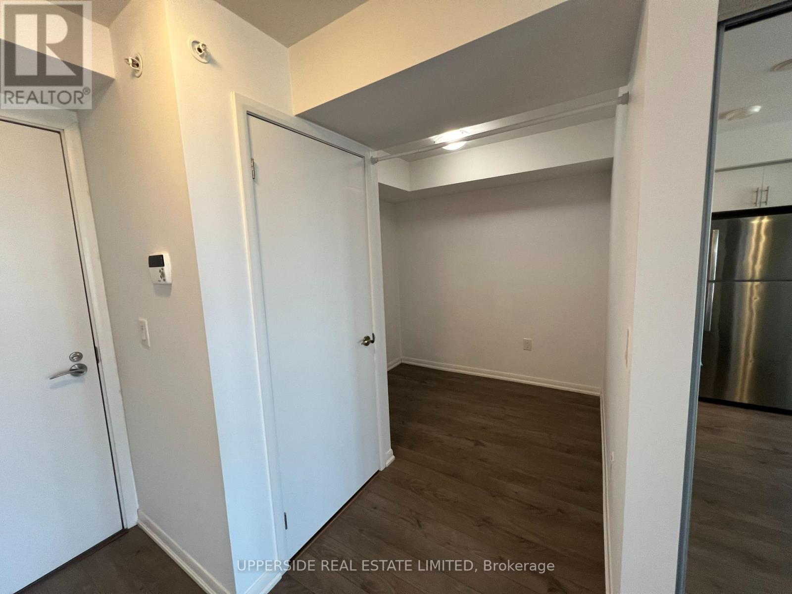 Photo 12 of 1301 3091 Dufferin Street, Toronto ON