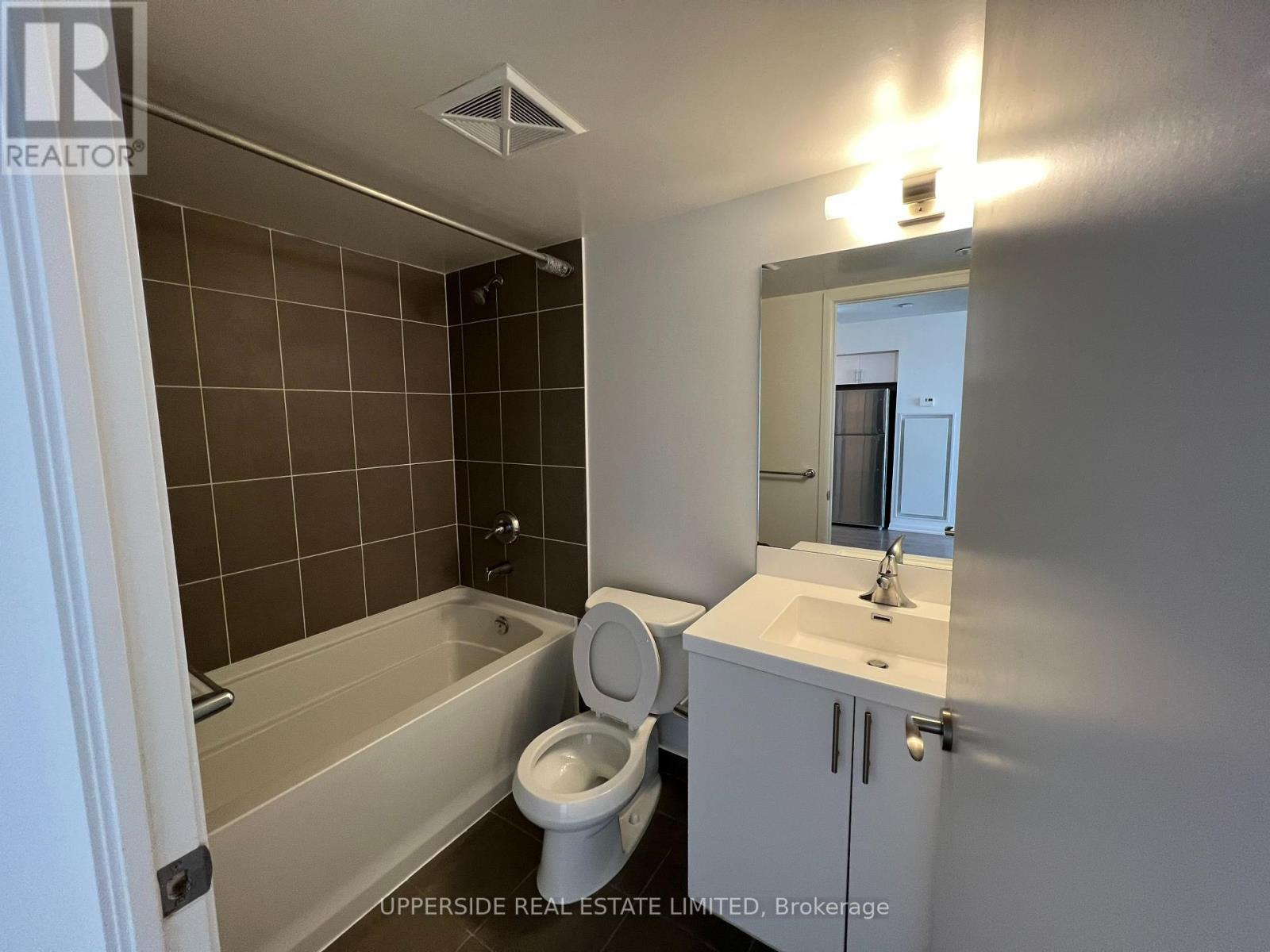Photo 16 of 1301 3091 Dufferin Street, Toronto ON