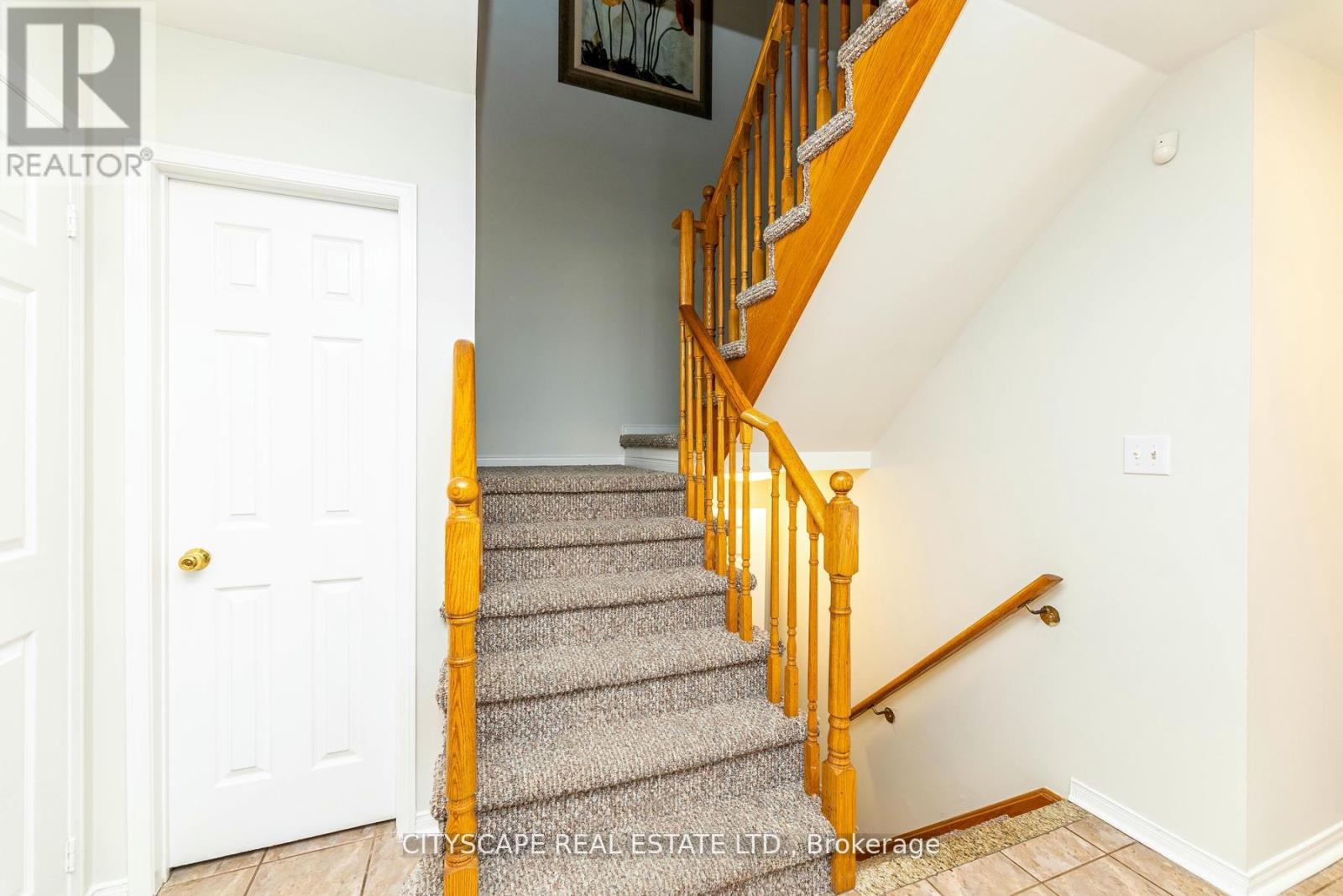 Photo 14 of 3386 Gumwood Road, Mississauga ON