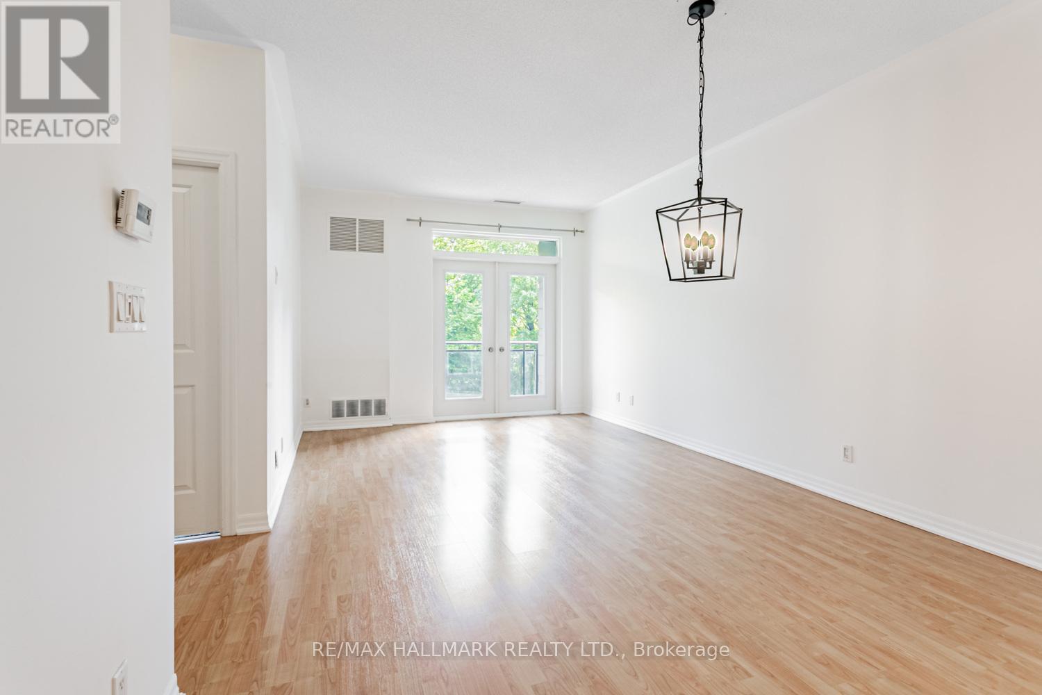 Photo 10 of 115 245 Dalesford Road, Toronto ON