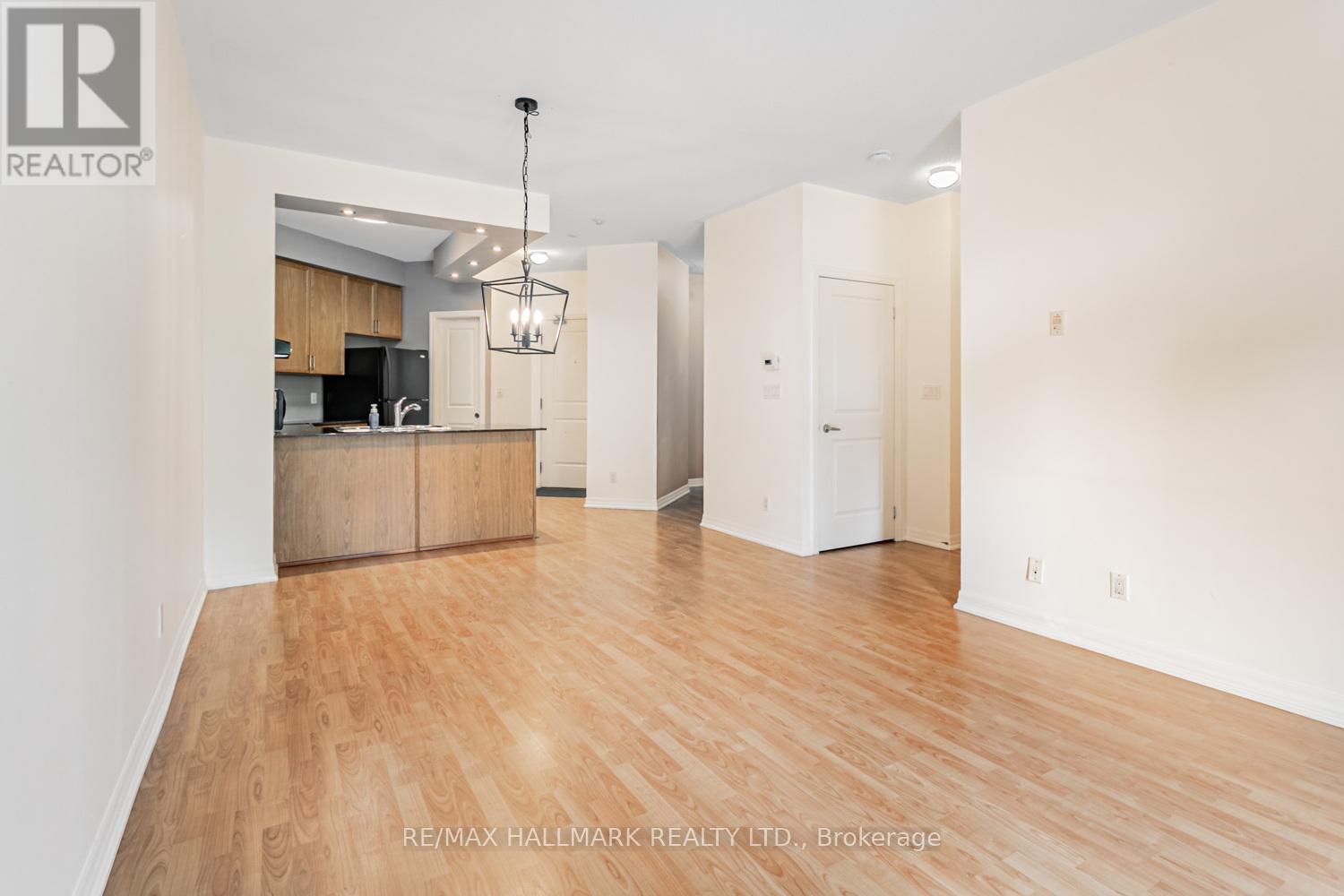 Photo 12 of 115 245 Dalesford Road, Toronto ON