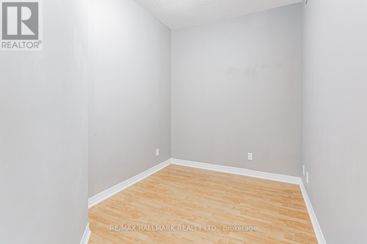 Photo 20 of 115 245 Dalesford Road, Toronto ON