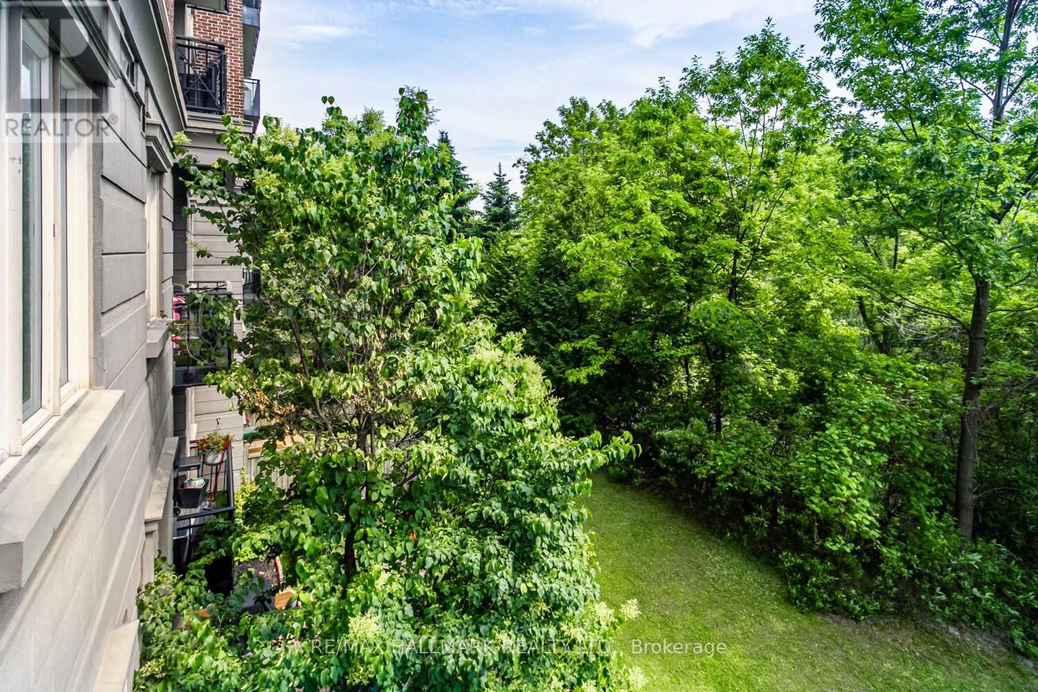 Photo 28 of 115 245 Dalesford Road, Toronto ON