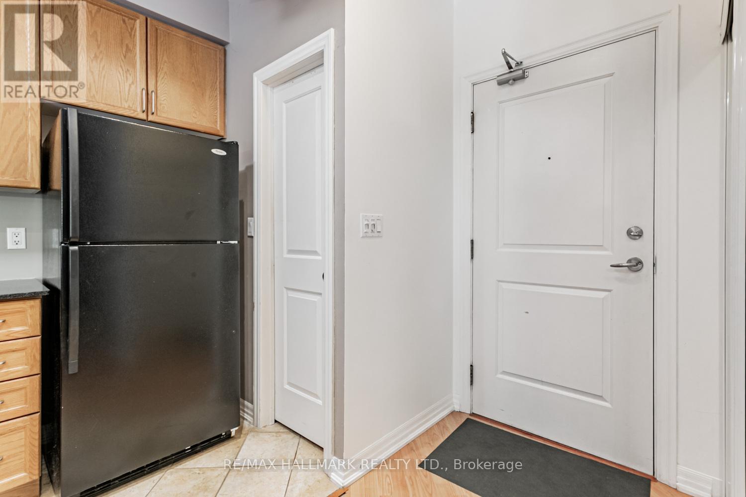 Photo 3 of 115 245 Dalesford Road, Toronto ON