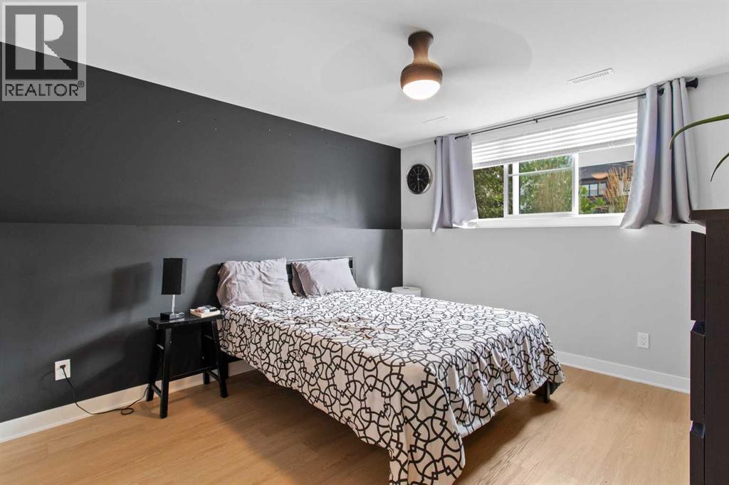 Single Family House Bi-level for Sale in  Evergreen Way Evergreen Red Deer 