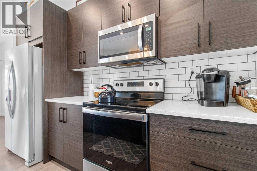 Single Family House Bi-level for Sale in  Evergreen Way Evergreen Red Deer 
