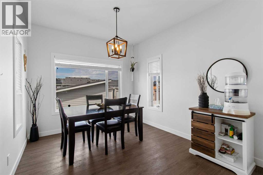 Single Family House Bi-level for Sale in  Evergreen Way Evergreen Red Deer 