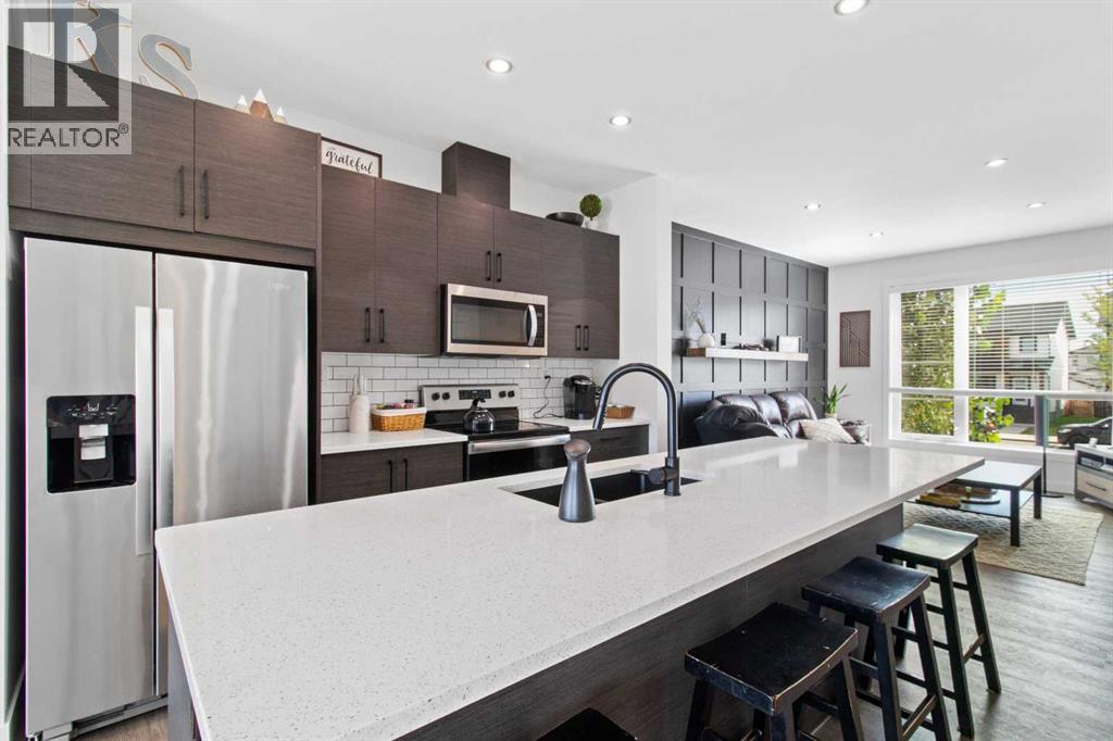 Single Family House Bi-level for Sale in  Evergreen Way Evergreen Red Deer 