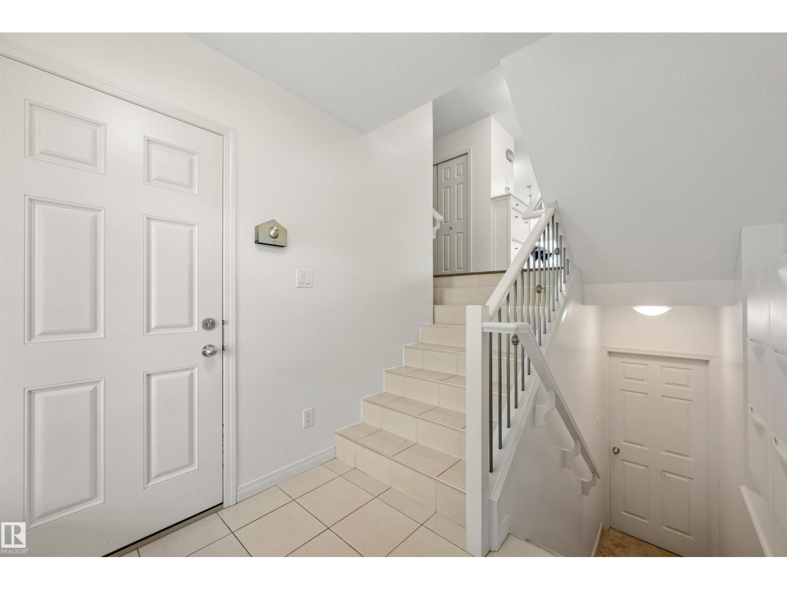 Photo 6 of 4669 Crabapple Run Ru Sw, Edmonton AB