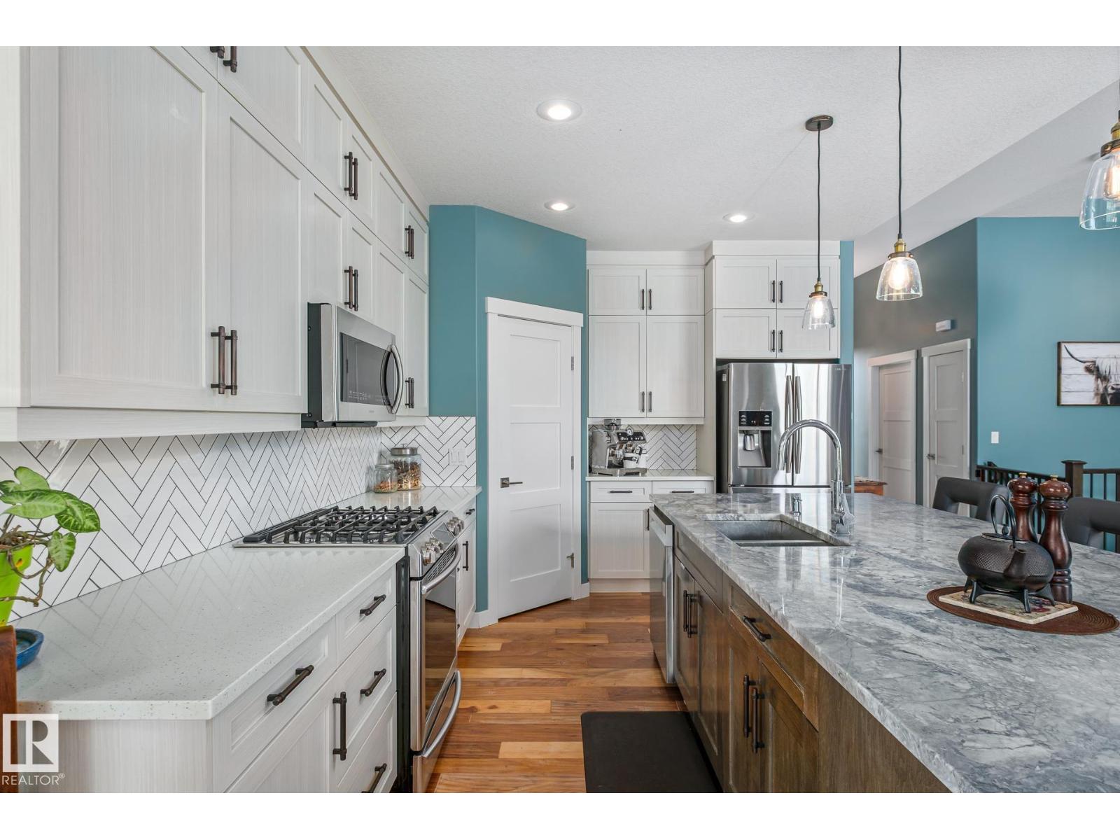 Photo 14 of 2035 Spring Lake Dr, Rural Parkland County AB