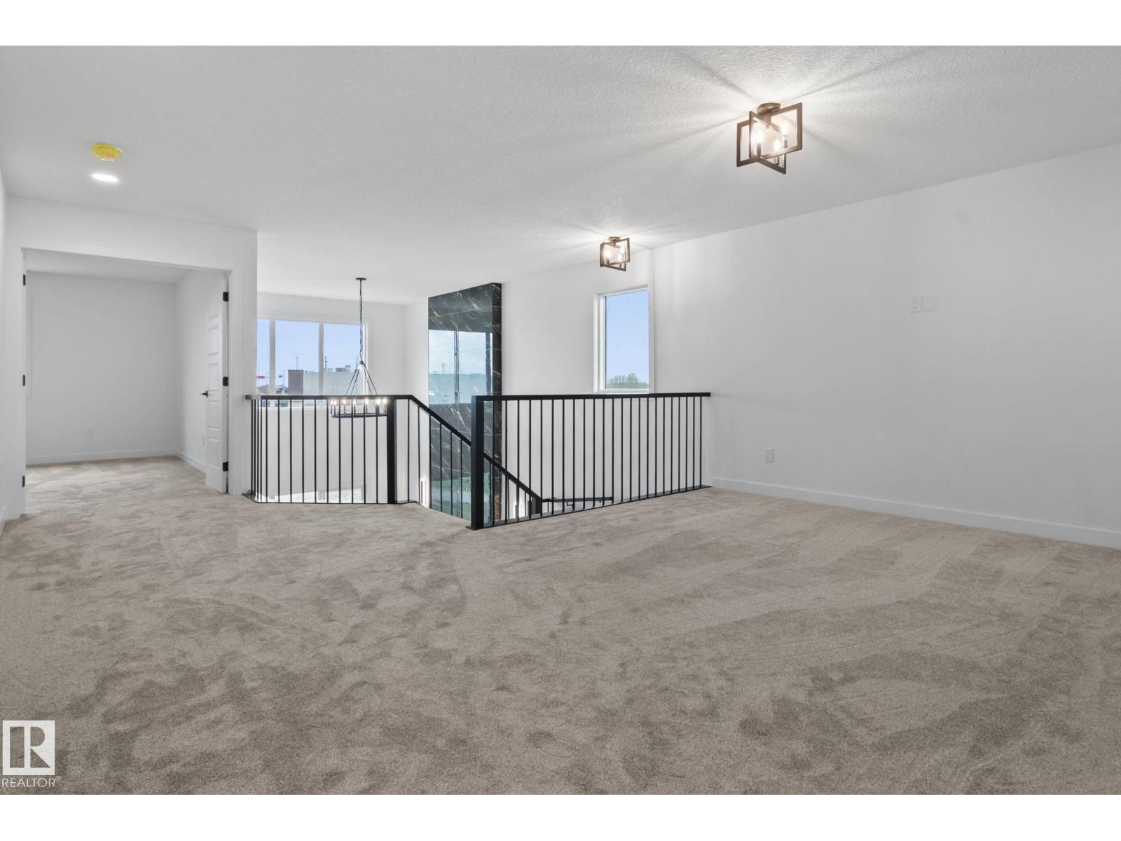 Photo 14 of 36 Sun Meadows Cl, Stony Plain AB