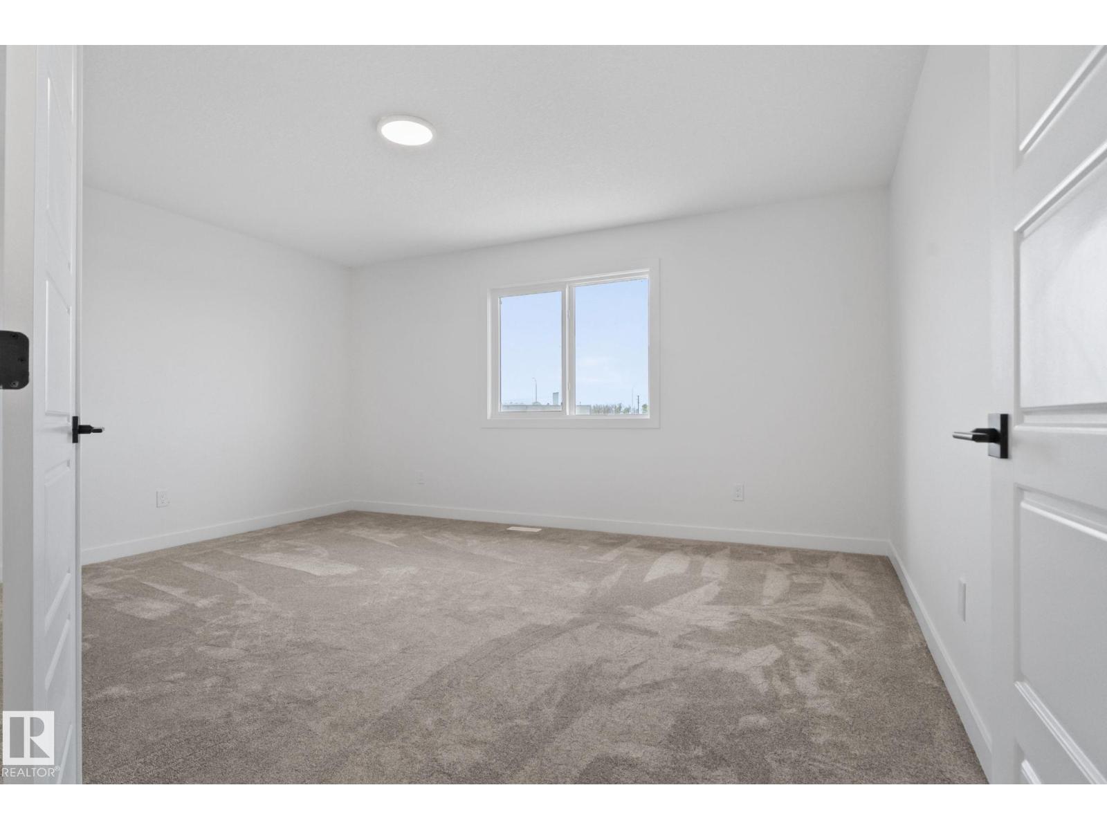 Photo 18 of 36 Sun Meadows Cl, Stony Plain AB