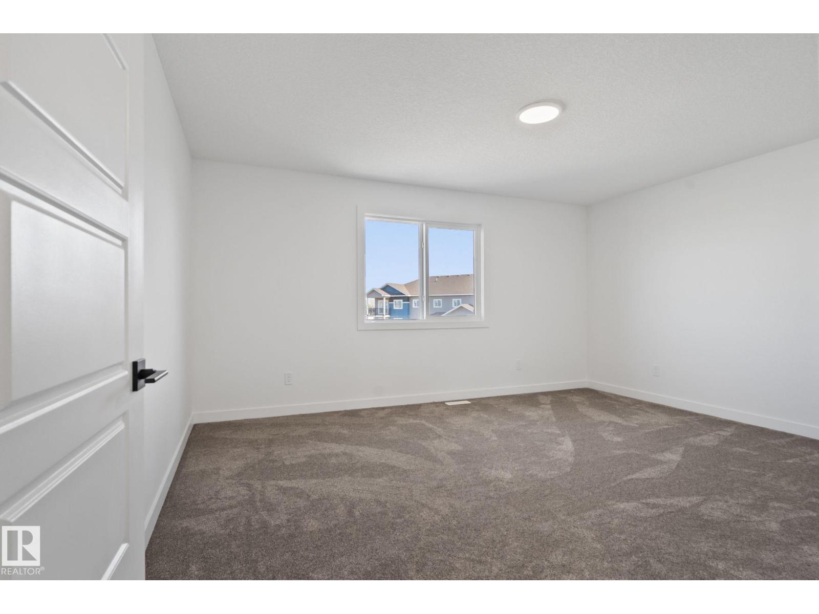 Photo 27 of 36 Sun Meadows Cl, Stony Plain AB