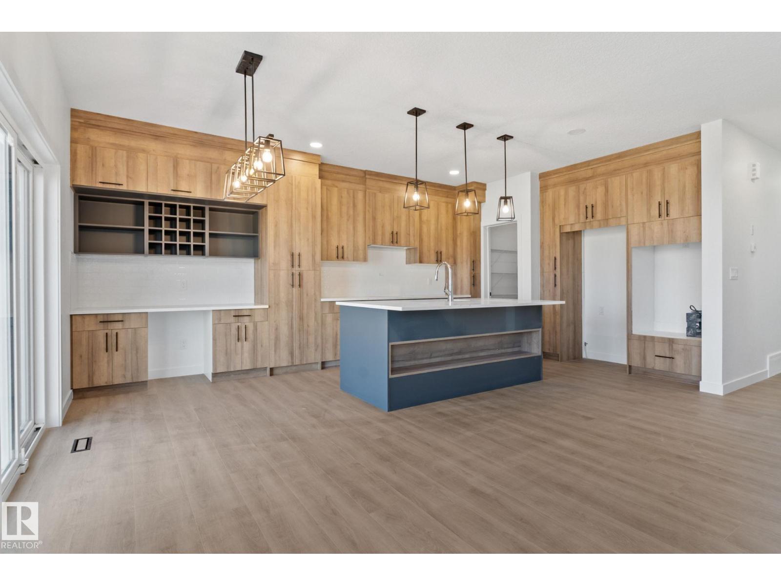 Photo 7 of 36 Sun Meadows Cl, Stony Plain AB