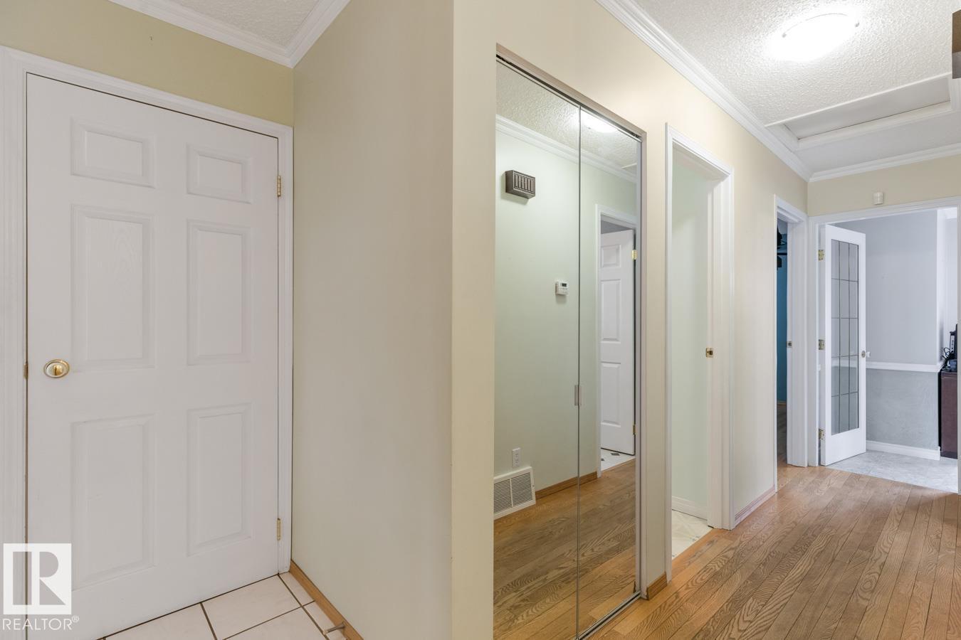 Photo 15 of 5116 14 Av Nw, Edmonton AB