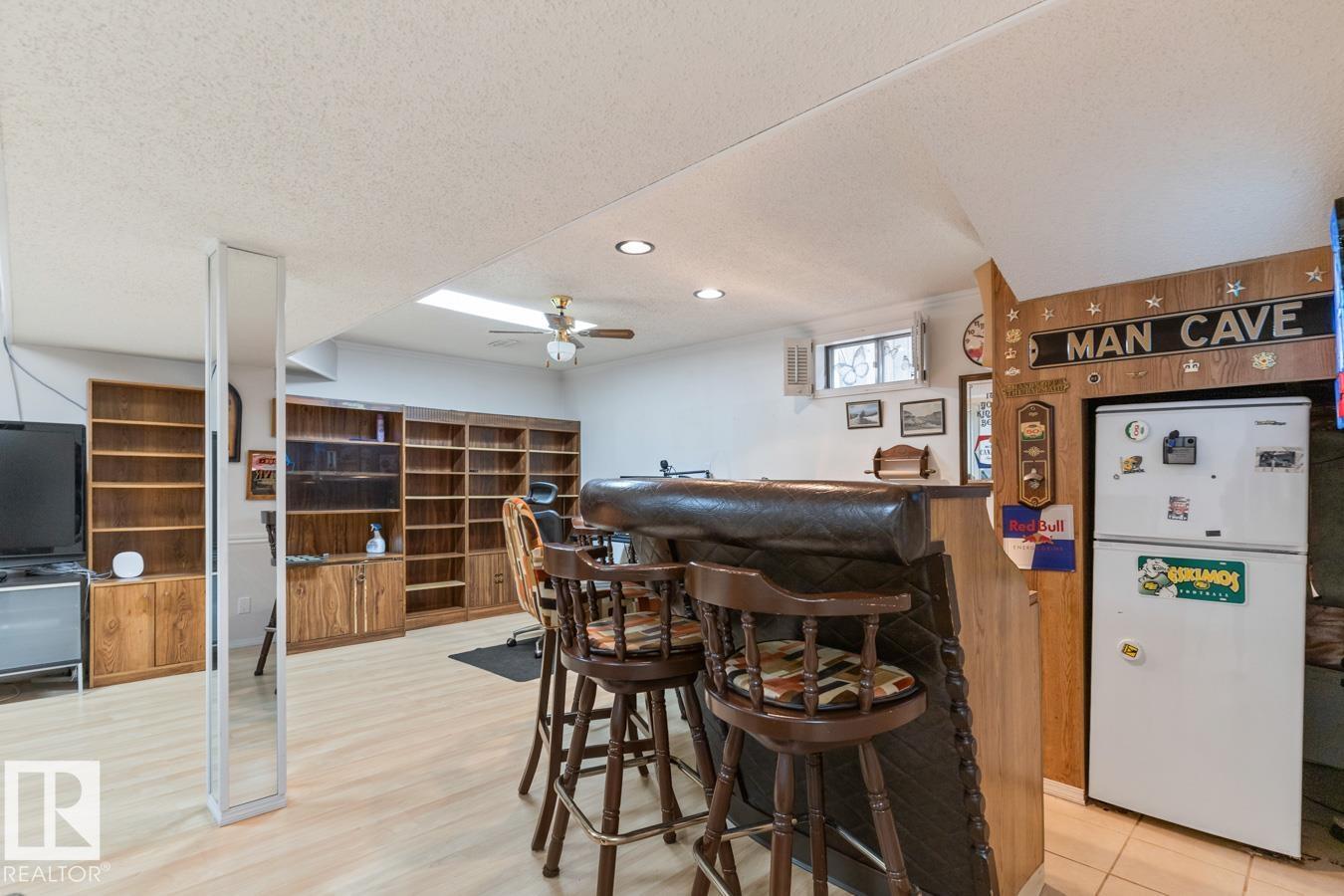 Photo 23 of 5116 14 Av Nw, Edmonton AB