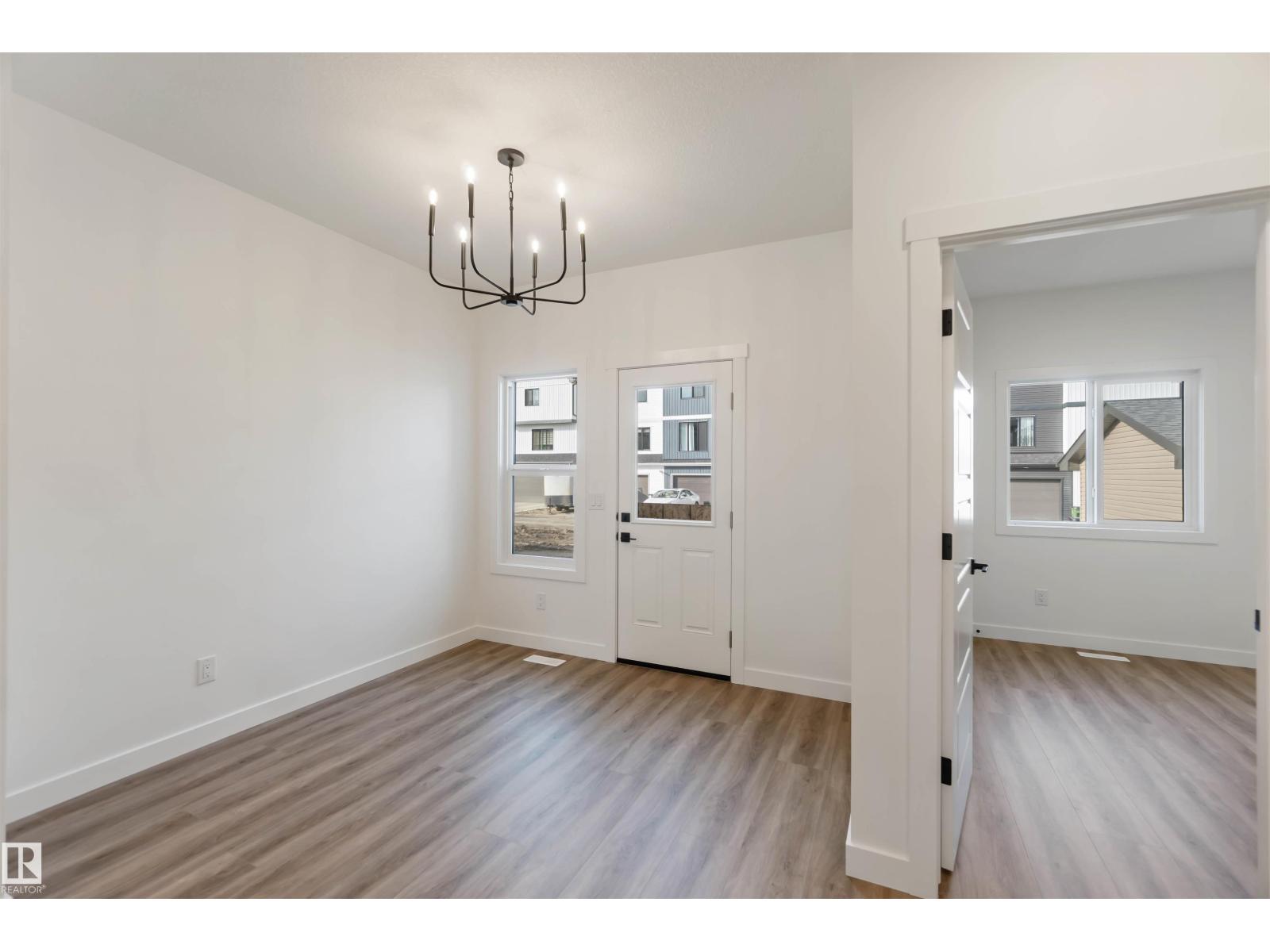 Photo 32 of 2040 191 St Nw, Edmonton AB