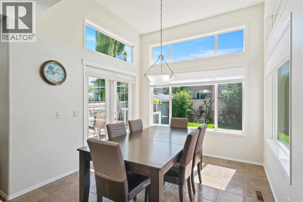 Single Family House for Sale in  Everwillow Close SW Evergreen Calgary 