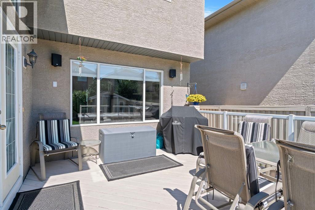 Single Family House for Sale in  Everwillow Close SW Evergreen Calgary 