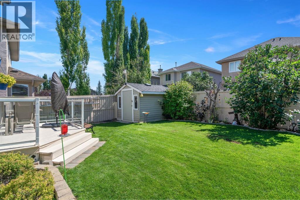 Single Family House for Sale in  Everwillow Close SW Evergreen Calgary 