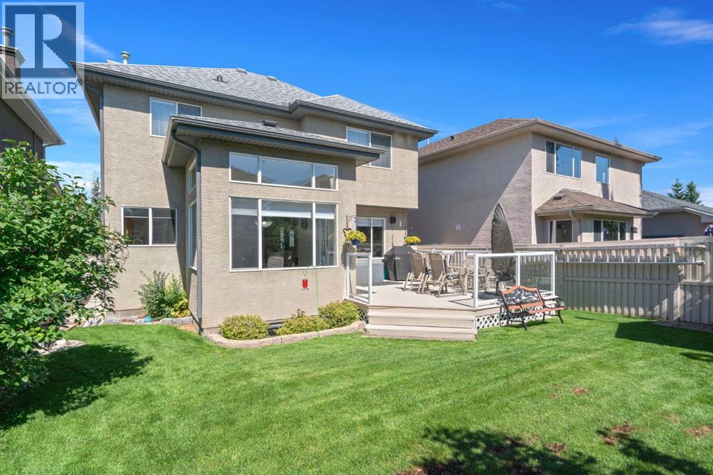 Single Family House for Sale in  Everwillow Close SW Evergreen Calgary 