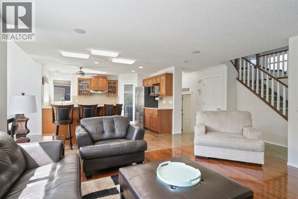 Single Family House for Sale in  Everwillow Close SW Evergreen Calgary 