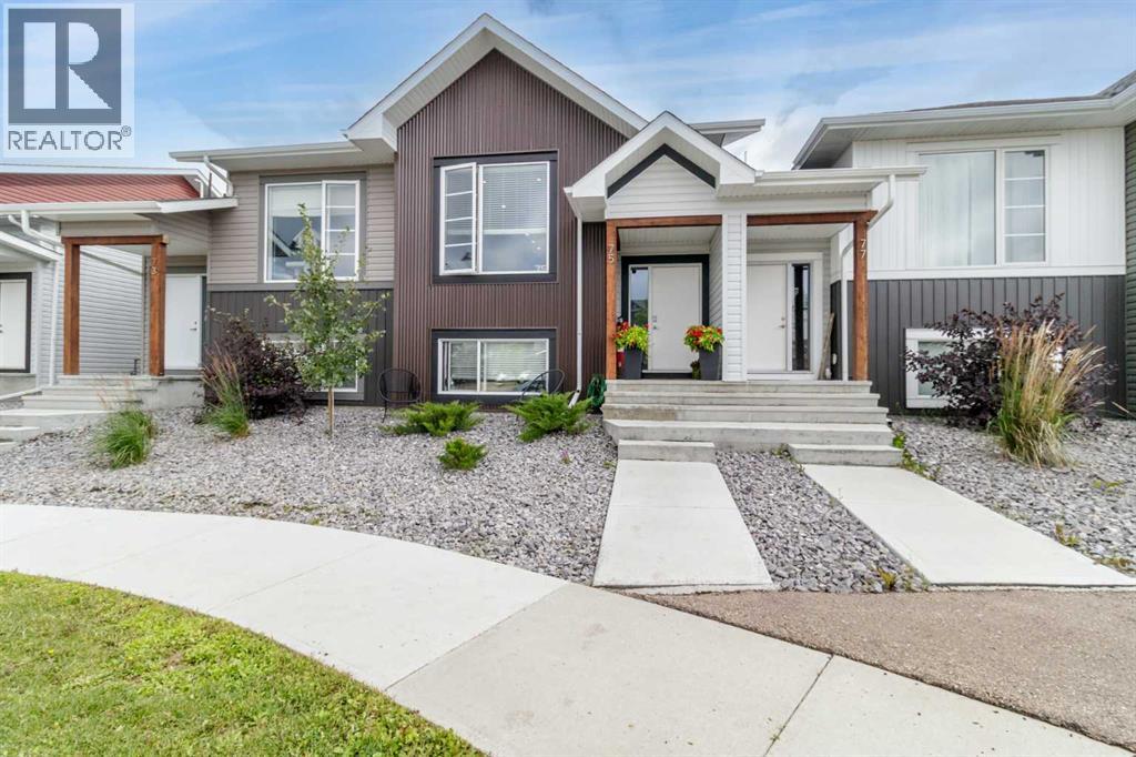 Single Family House Bi-level for Sale in  Ellington Crescent Evergreen Red Deer 