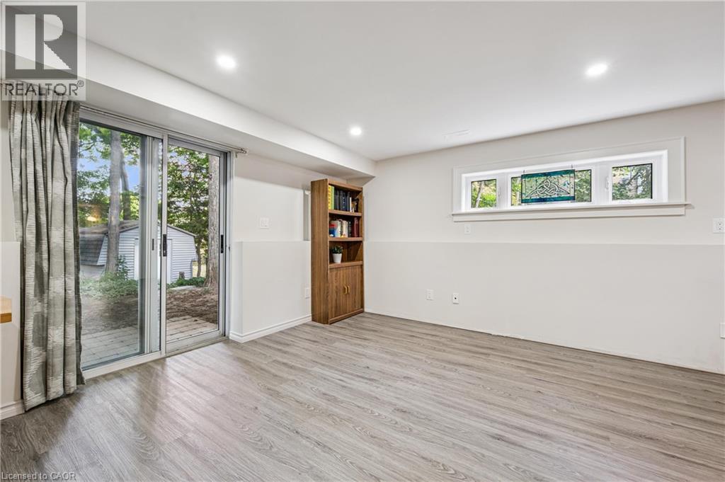 Photo 27 of 558 Elm Ridge Place, Waterloo ON