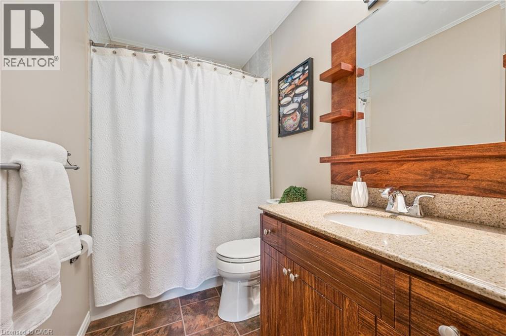 Photo 26 of 558 Elm Ridge Place, Waterloo ON