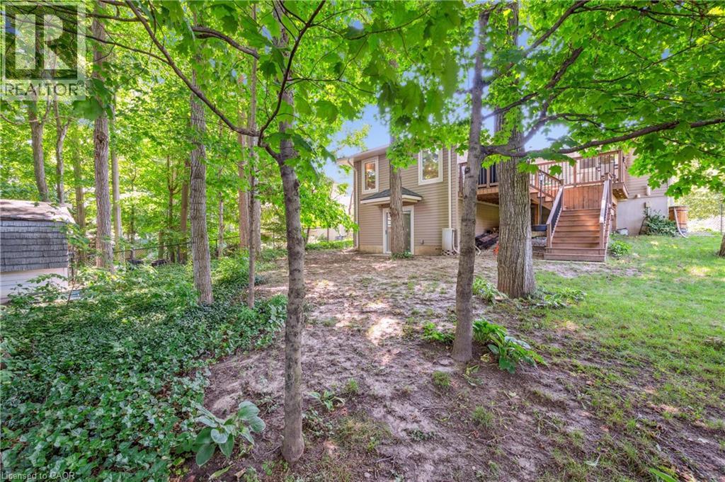 Photo 36 of 558 Elm Ridge Place, Waterloo ON