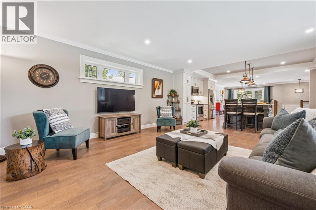 Photo 23 of 558 Elm Ridge Place, Waterloo ON