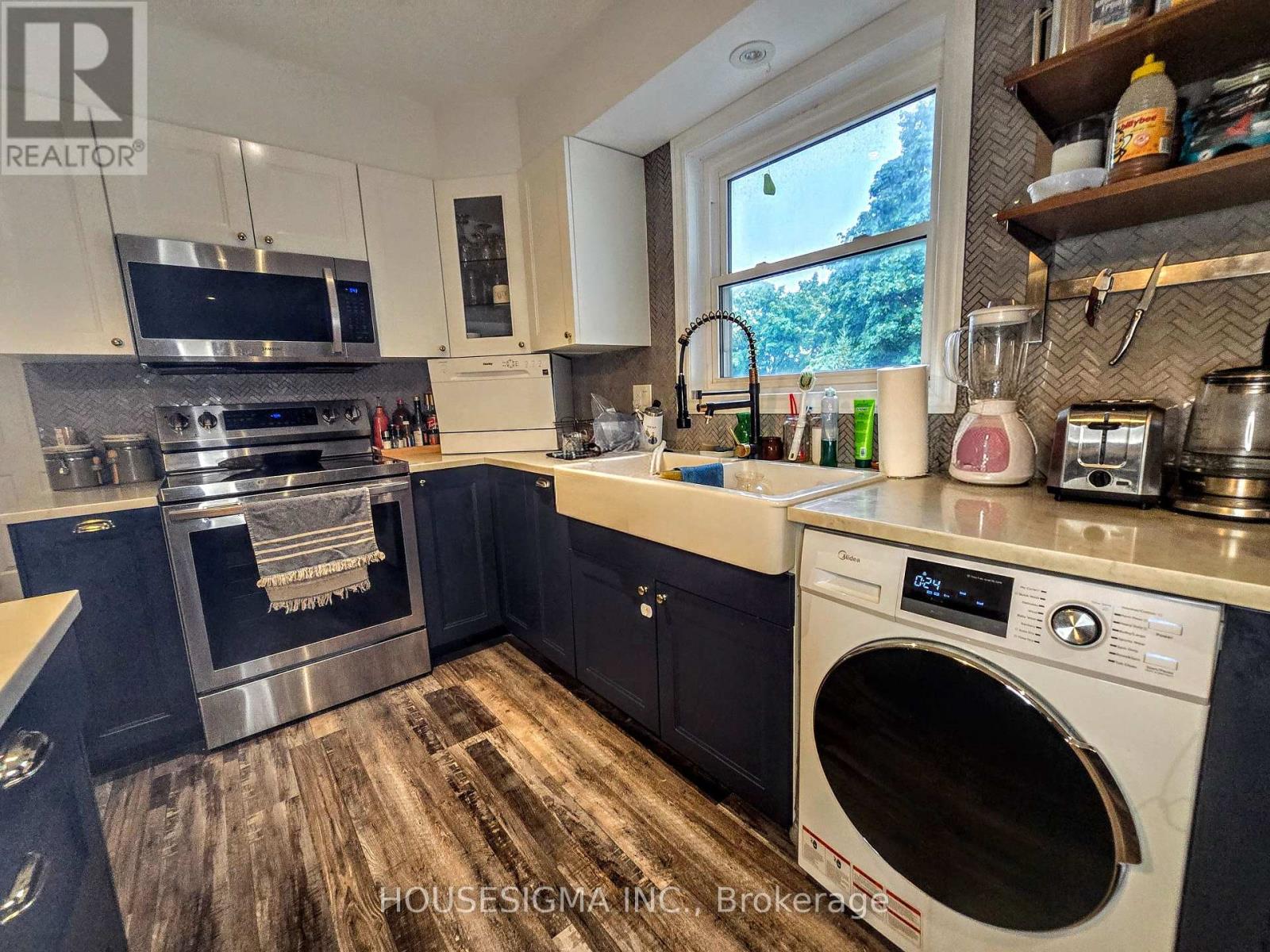 Photo 6 of Upper 33 Warren Avenue, Hamilton ON