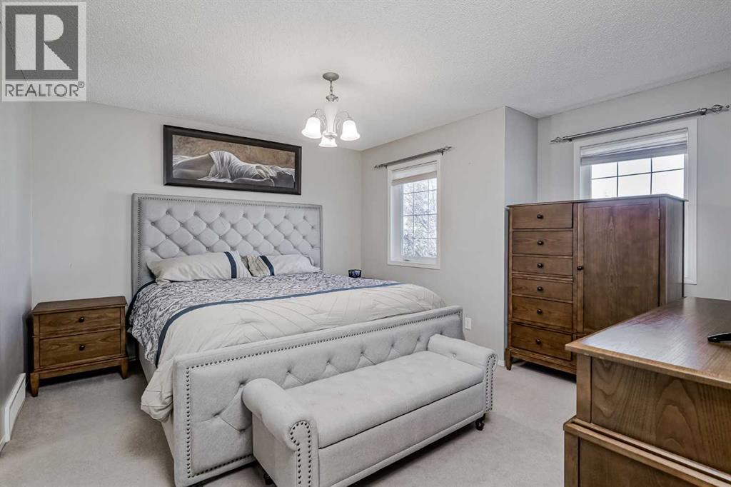 Single Family House for Sale in  Everstone Drive SW Evergreen Calgary 