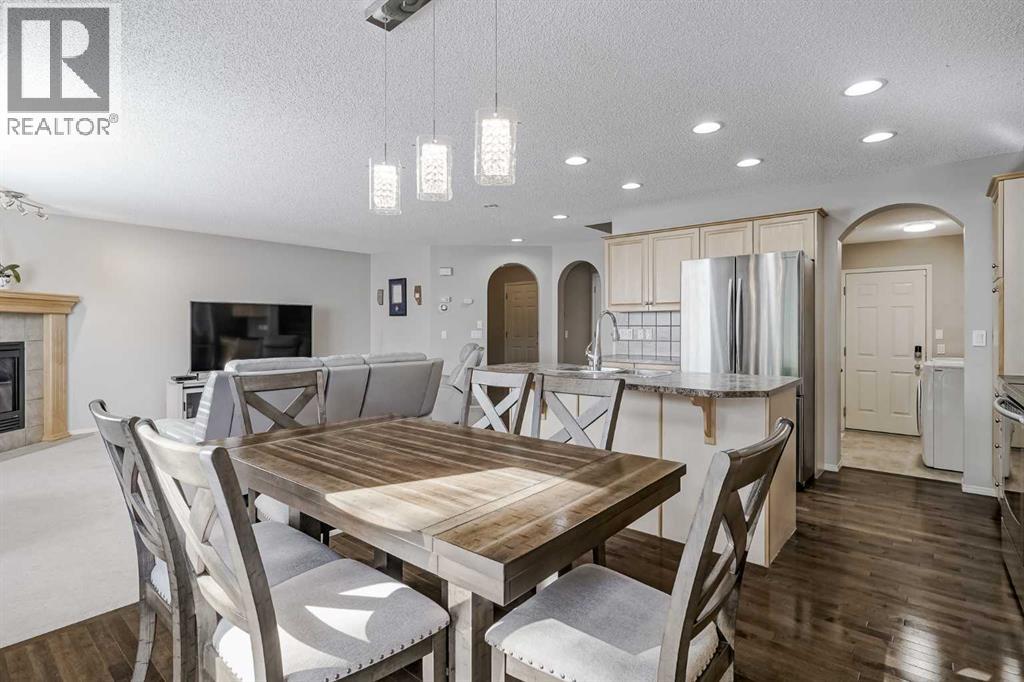 Single Family House for Sale in  Everstone Drive SW Evergreen Calgary 