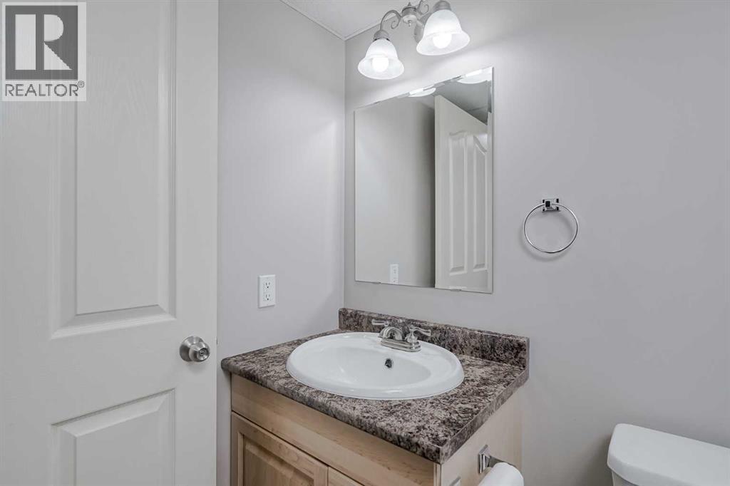 Single Family House for Sale in  Everstone Drive SW Evergreen Calgary 