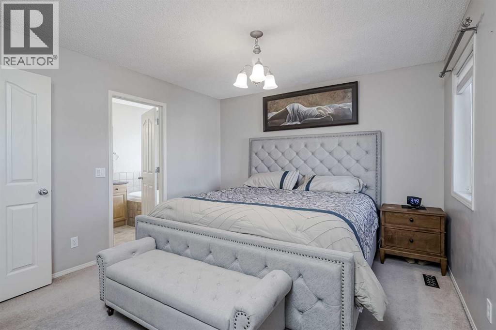 Single Family House for Sale in  Everstone Drive SW Evergreen Calgary 