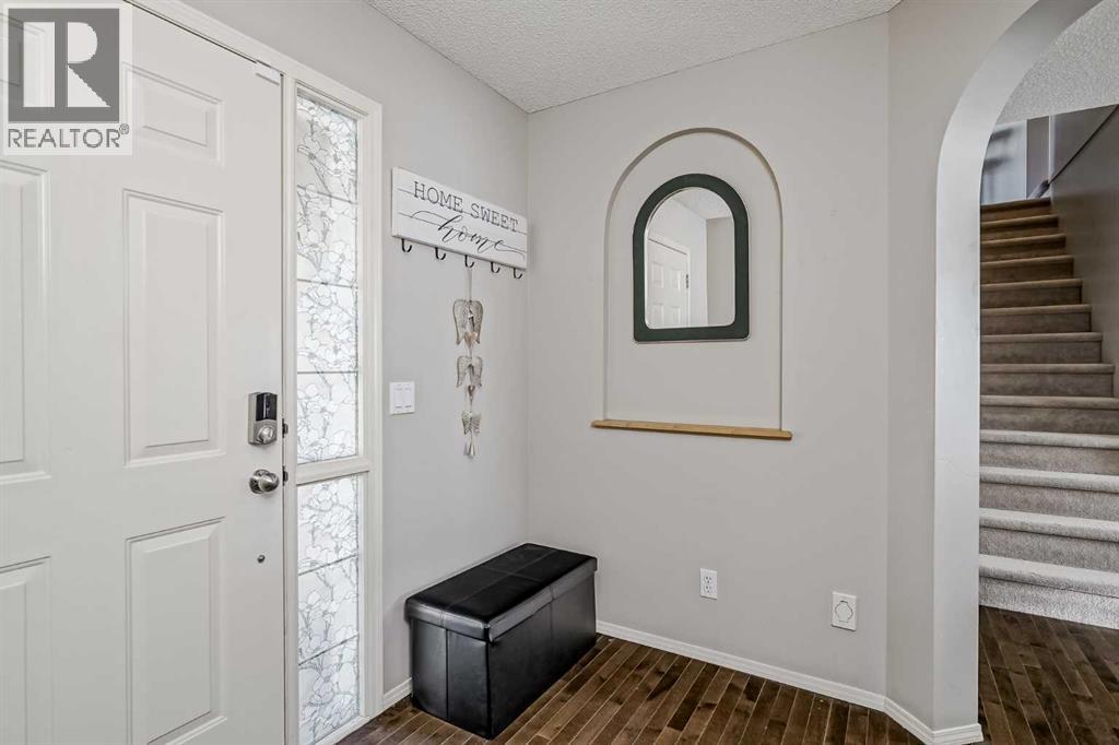 Single Family House for Sale in  Everstone Drive SW Evergreen Calgary 